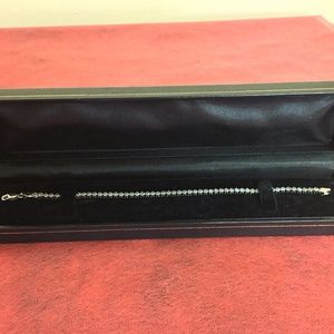 1.5ct Diamond Tennis Bracelet. Great gift or…